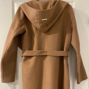 Soia & Kyo Wool Blend Coat in Size Large.